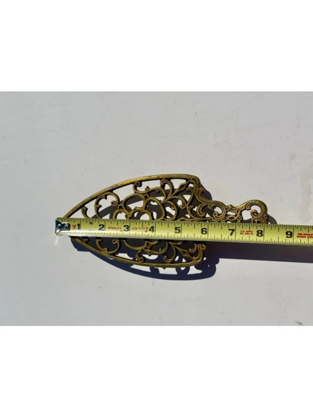 Vintage Original VIRGINIA METALCRAFTERS Brass Sad Iron Trivet Rosette 9-5